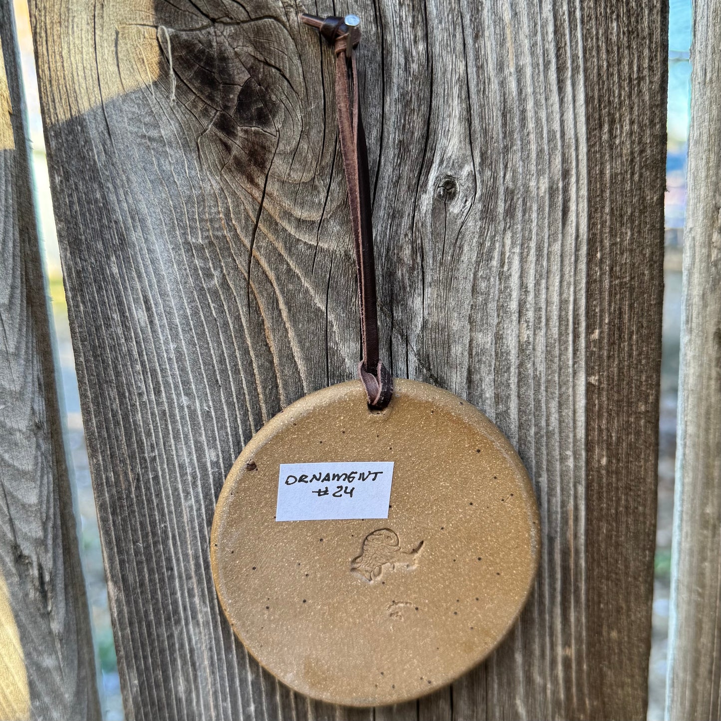 2025 ORNAMENT #24 - Natural Oakley Flower