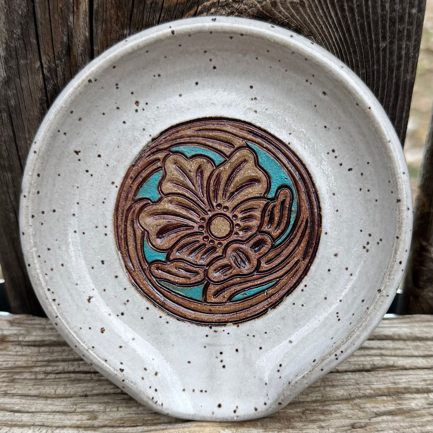 2025 SPOON REST #28 - White & Turquoise Magnolia Patch