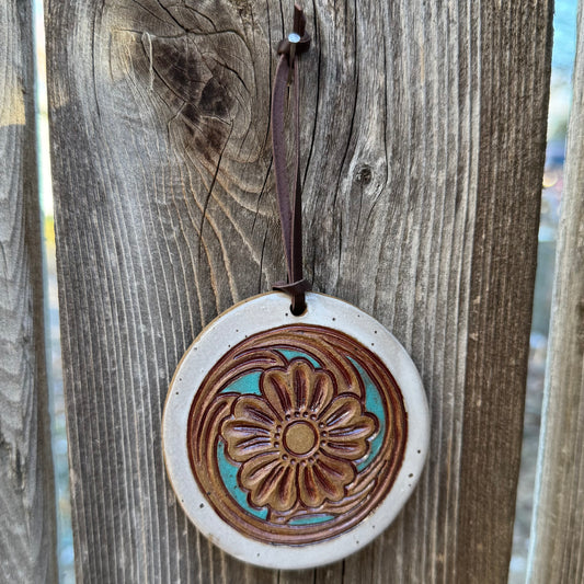 2025 ORNAMENT #17 White & Turquoise Laramie Flower